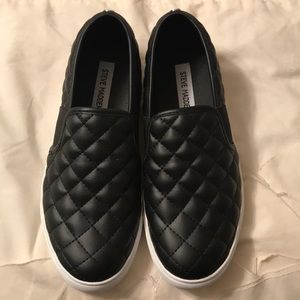 Steve Madden Black Quilted Sneakers - Size 8.5